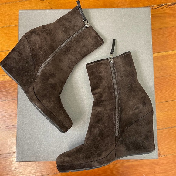 Authentic Prada Linea Rossa Brown Suede Wedge Boots with Box - Picture 3 of 8